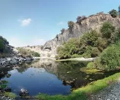 Mit Manisa Rent A Car erkunden Sie die wichtigsten Sehenswürdigkeiten der Stadt komfortabel mit neuen, versicherten und sparsamen Fahrzeugen.